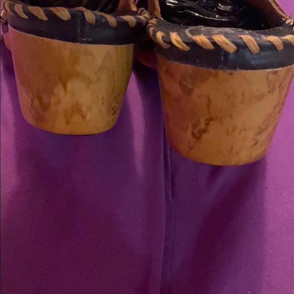 ARIAT CLOGS - Picture 6 of 11